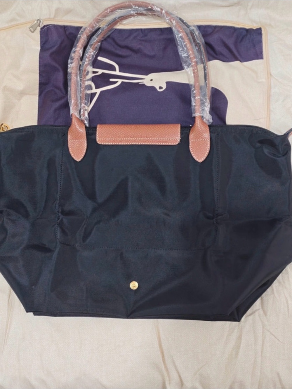 Longchamp - Picture 2 of 3